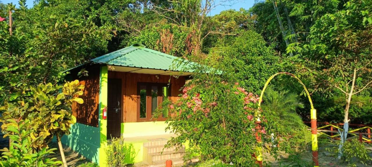 Prakriti Neerh Hotel Jyoti Gaon Bagian luar foto